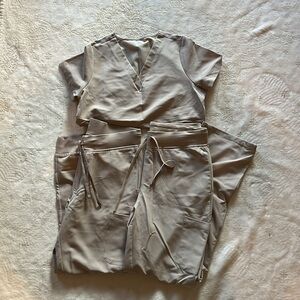 Mandala scrubs set - khaki